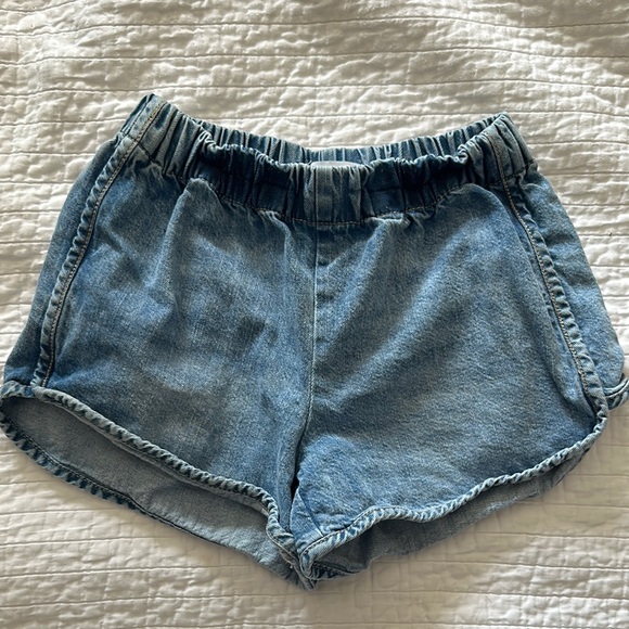 Forever 21 Blue Denim Shorts - Picture 1 of 3
